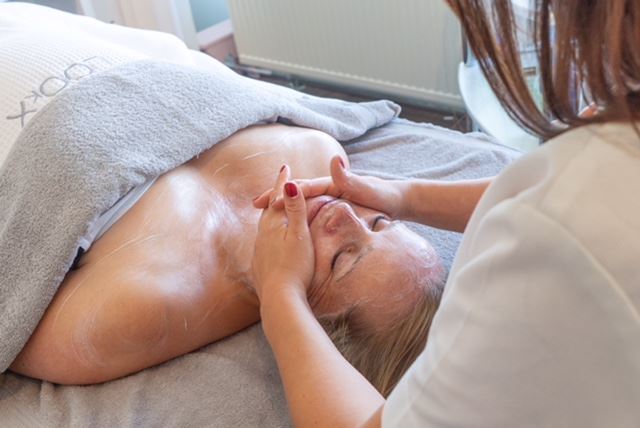Massage bij Skin & Beauty Marlies te Hoogeveen Drenthe