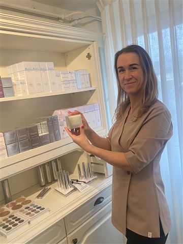 Janssen Cosmetics huidverzorging creme dagcreme reiniging peeling schoonheidssalon Hoogeveen