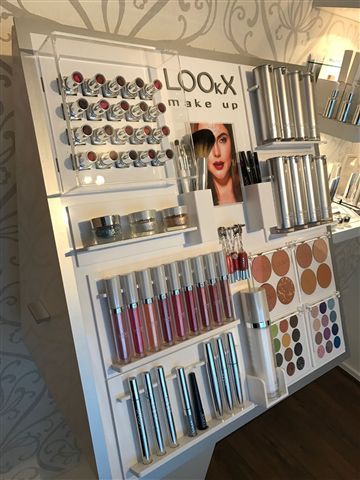 Make up display Lookx Skin & Beauty Marlies Hoogeveen